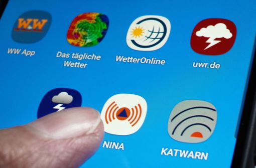 Auch Warn-Apps werden angesteuert. Foto: imago images/Friedrich Stark