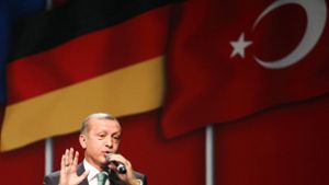 Beim Staatsbesuch  2014 spricht Recep Tayyip  Erdogan auch in Köln. Foto: dpa/Oliver Berg