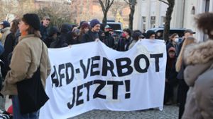 Anti-AfD-Proteste in Thüringen: Umfragen sehen die rechtspopulistische Partei vor. Foto: dpa/Bodo Schackow