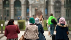 Frauen, die eine muslimische Verschleierung  tragen – Hijab genannt – erfahren im Alltag oft Diskriminierung. Foto: dpa
