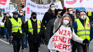 Protestaktionen bei den öffentlichen Banken sind nun hinfällig. Auch am Donnerstag hatte es noch Warnstreiks gegeben – hier in Niedersachsen. Foto: dpa/Julian Stratenschulte