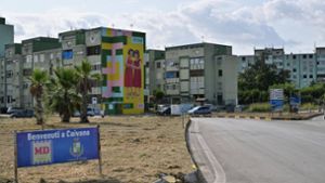 „Willkommen in Caivano“? Die 36 000-Einwohner-Gemeinde bei Neapel ist eine Hochburg des organisierten Verbrechens. Foto: Imago/Italy Press