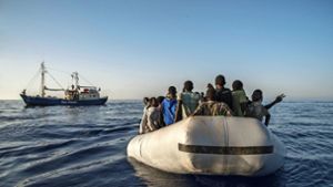 Die Schiffe der Initiative  Sea-Watch nehmen im Mittelmeer in Seenot geratene  Menschen auf der Flucht auf. Foto: Sea-Watch/Fabian Melber/z