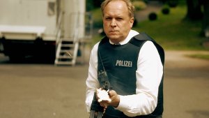 Ulrich Tukur als Tatort-Ermittler Felix Murot in Im Schmerz geboren. Foto: HR/Pressestelle