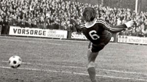 Helmut Fürther von den Stuttgarter Kickers im Kickersstadion gegen 1860 München 1970/71. Foto: Archiv Helmut Fürther/Pressebild Willi Klemm