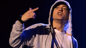 Eminem ist bekannt für seine aggressiven, gesellschaftskritischen Texte, doch mit dem Song „Campaign Speech“ setzt er seinen bisherigen Texten eine politische Krone auf. Foto: AFP