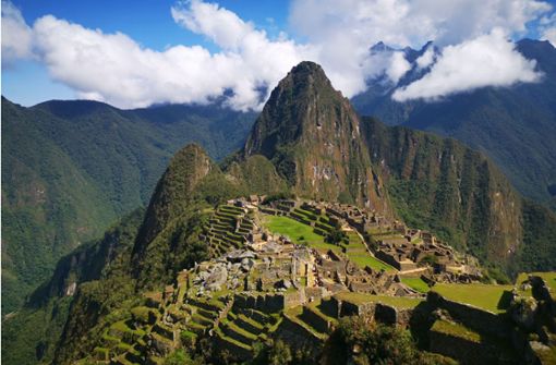 Die um das Jahr 1450 errichtete Inka-Stadt Machu Picchu in den peruanischen Anden gilt als eines der größten Weltwunder der Architektur. Foto: Imago/Wirestock
