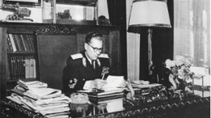 Staatschef Tito in seinem Arbeitszimmer Foto: Bridgeman Images/imago