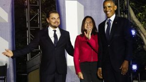 US-Präsident Barack Obama (rechts), Leonardo DiCaprio (links) und die Wissenschaftlerin Dr. Katharine Hayhoe haben sich zu einer Diskussionsrunde auf dem Gelände des Weißen Hauses getroffen. Foto:  
