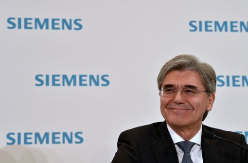 Siemens-Chef Joe Kaeser möchte gerne Lösungen von den Umweltschützern hören. Foto: AFP/CHRISTOF STACHE