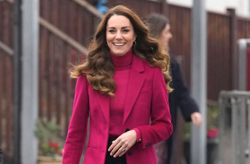 Ihre Haare trägt Herzogin Kate jetzt lockig. Foto: AFP/KIRSTY WIGGLESWORTH