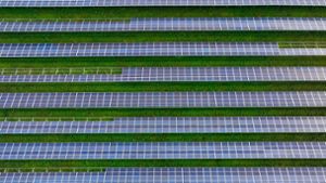 Von 2026 an  soll die Sonnenstrom-Produktion in Deutschland  jährlich um 22 Gigawatt wachsen. Foto: Imago/Rupert Oberhäuser