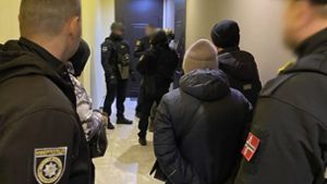 Internationale Ermittler nehmen in der Ukraine Tatverdächtige fest. Foto: Europol