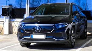 Der Mercedes-Benz EQA  – schieben die neuen E-Modelle die Aktie an? Foto: Imago/Zoonar//Taina Sohlman