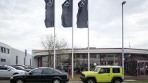 In Heimerdingen wehen inzwischen die Flaggen mit dem Mercedes-Stern. Foto: /Simon Granville