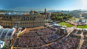 Der Schlossplatz wird im Sommer zum Schauplatz mehrerer  Großereignisse, wie hier 2023 beim SWR-Sommerfestival. Foto: SWR