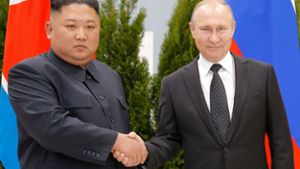 Kim Jong Un (links) und Wladimir Putin treffen sich zum ersten Mal. Foto: AFP