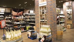 Der Supermarkt als Fachhandel: Beim Rewe Aupperle gibt’s alle Topweingüter aus dem Remstal. Foto: Patricia Sigerist