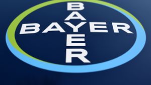 Rund 10 Milliarden Euro wird Bayer im Glyphosat-Streit zahlen. Foto: AFP/PATRIK STOLLARZ