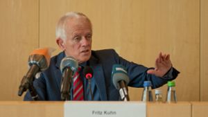 Stuttgarts Oberbürgermeister Fritz Kuhn fordert die Bürger auf, die Corona-Regeln einzuhalten. Foto: Leif Piechowski/Leif Piechowski