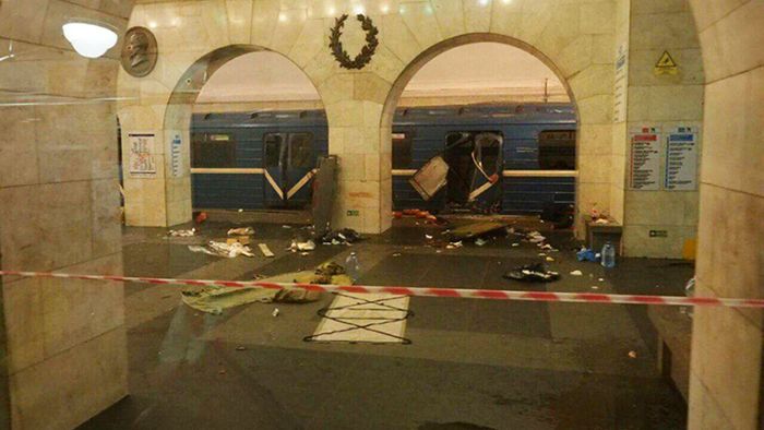 Viele Tote und Verletzte bei Explosion in U-Bahn-Station