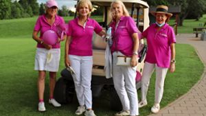 Golfen für den guten Zweck: (von links) Gudrun Bürkle, Lucia Marschall, Christel Singer und Angela Feufel. Foto: Jacqueline Fritsch