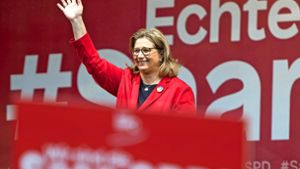 Anke Rehlinger siegt überraschend deutlich bei der saarländischen Landtagswahl. Foto: dpa/Oliver Dietze