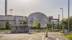 Anwohner klagen gegen den Betrieb des Atomkraftwerks in Neckarwestheim. Foto: IMAGO/Arnulf Hettrich/IMAGO/Arnulf Hettrich