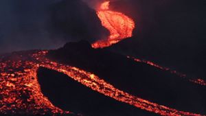 Lava strömt vom Vulkan Pacaya. Foto: AFP/JOHAN ORDONEZ