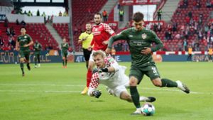 Mateo Klimowicz traf nicht nur für den VfB Stuttgart, sondern machte auch noch sein erstes Bundesligator. Foto: Pressefoto Baumann/Hansjvºrgen Britsch