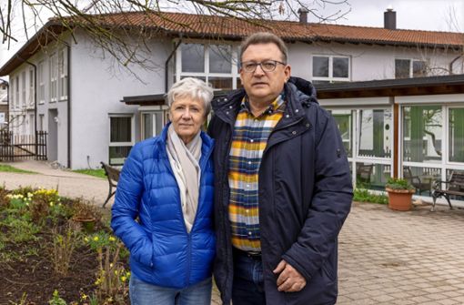 Christiane und Josef Voss  hatten sich eine der betreuten  Wohnungen gekauft. Foto: Frank Eppler