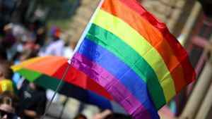 Griechenland erlaubt Homo-Ehe –der  Klerus schäumt