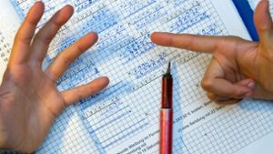 Mädchen bittet Polizei um Hilfe bei Mathe-Hausaufgaben