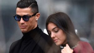Cristiano Ronaldo und Georgina Rodriguez: Das Paar hatte sich 2016 in Madrid kennengelernt. (Archivbild) Foto: AFP/OSCAR DEL POZO