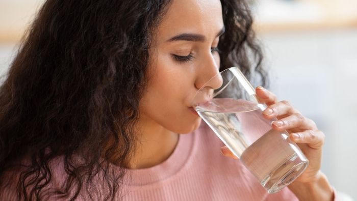 Wasservergiftung: Dann wird das Trinken von zu viel Wasser gefährlich