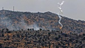 Nach Angaben der israelischen Armee hat die Hisbollah 19 Raketen abgefeuert. Foto: AFP/MAHMOUD ZAYYAT