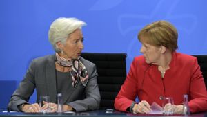 Uneins über Hilfen für Griechenland: IWF-Chefin Christine Lagarde und Kanzlerin Angela Merkel. Foto: dpa