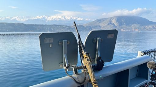 Ein Maschinengewehr MG3 an Bord der Fregatte Hessen. Foto: Michael Fischer/dpa