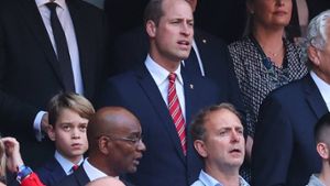Prinz George und Prinz William im Stadion. Foto: IMAGO/Inpho Photography
