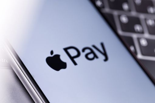 Ab jetzt ist Apple Pay verfügbar. Foto: Primakov / shutterstock.com