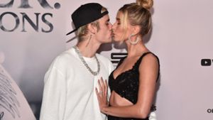 Justin und Hailey Bieber zeigen sich bei Premiere schwer verliebt