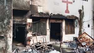 Eine christliche Kirche wurde von einem Mob in Pakistan zerstört. Foto: AFP/GHAZANFAR MAJID