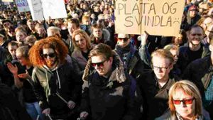 Demonstrationen gegen Islands Regierungschef