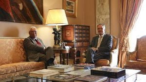 Antonio Costa (links) mit Präsident  Anibal Cavaco Silva Foto: LUSA/dpa
