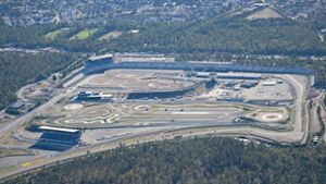 Das Motodrom auf dem Hockenheimring, aufgenommen aus einem Flugzeug. Foto: Bernd Weißbrod/dpa/Archivbild