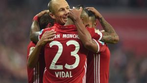 FC Bayern auf Erfolgskurs, Bremen kassiert Rückschlag