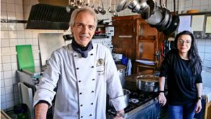 51 Jahre in der Küche: Klaus Bertleff mit seiner Tochter Diana Foto: Simon Granville