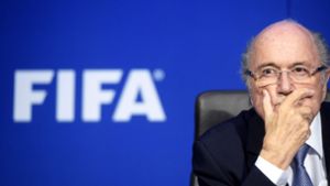 Wehrt sich gegen Belästigungsvorwürfe, die die US-Fußballerin Hope Solo geäußert hat: Sepp Blatter. Foto: dpa