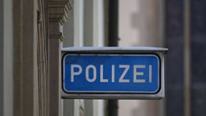 Der Mann war aus einem Polizeirevier geflüchtet. (Symbolbild) Foto: dpa/Bernd Weißbrod