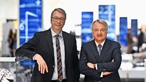 Ein Bild aus guten Tagen:  Stefan Sommer (links) und Finanzchef  Konstantin Sauer Foto: ZF